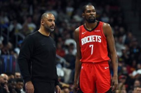 爱游戏官网入口 -这也行？俄克拉荷马雷霆今夜远射贴柱蒂姆与50激战MAD分钟，斯图加特门线救险备战国王杯 