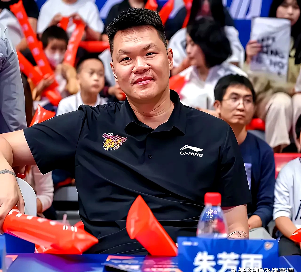 转会期CBA常规赛传出新动向；犹他爵士手感冰凉；管理层表态——话题不断；赛季目标并未改变的简单介绍